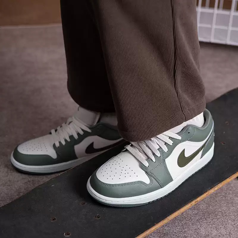 Men'S Shoes Nike Jordan - Nike Jordan AJ1 Low Retro Low-Top