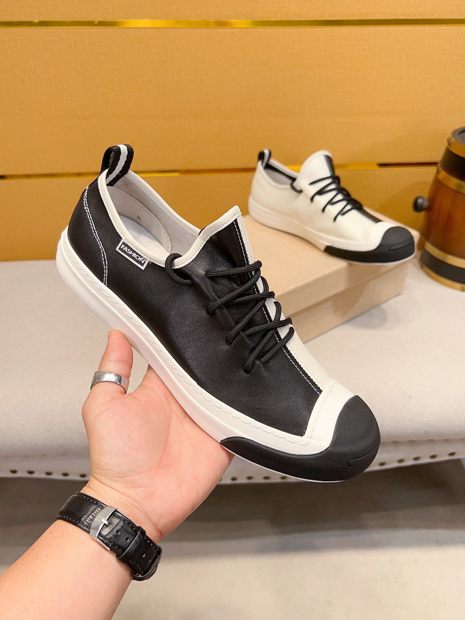 European Men's fashion Genuine - đánh giá và giá Men Shoes Zara