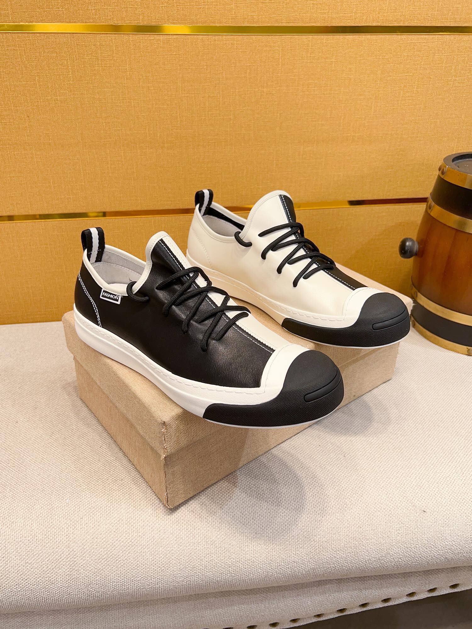European Men's fashion Genuine - đánh giá và giá Men Shoes Zara