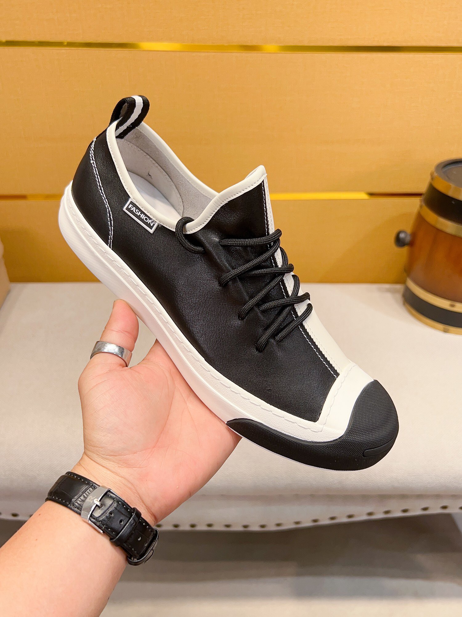 European Men's fashion Genuine - đánh giá và giá Men Shoes Zara