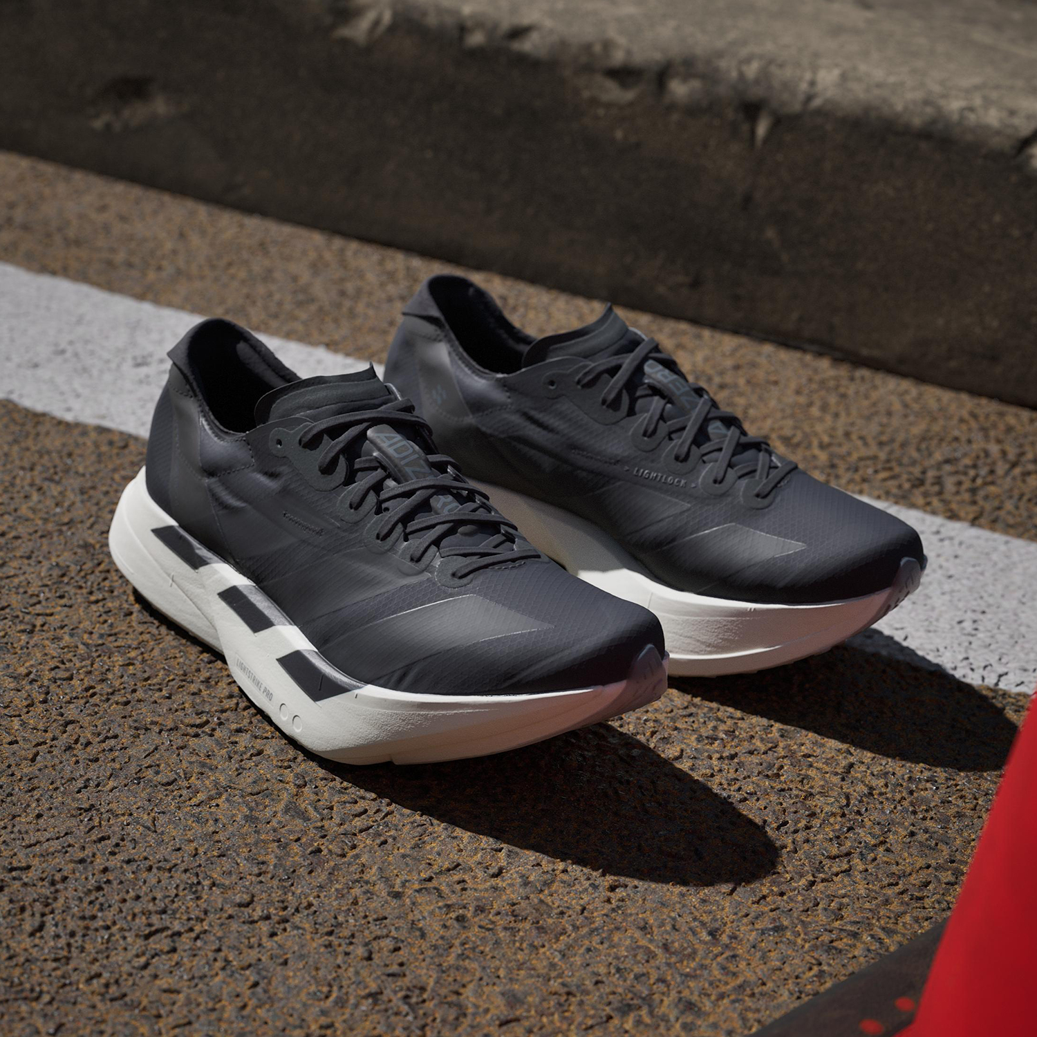 Adidas Originals Mens ADIOS PR - đánh giá và giá Men Shoes Running Adidas