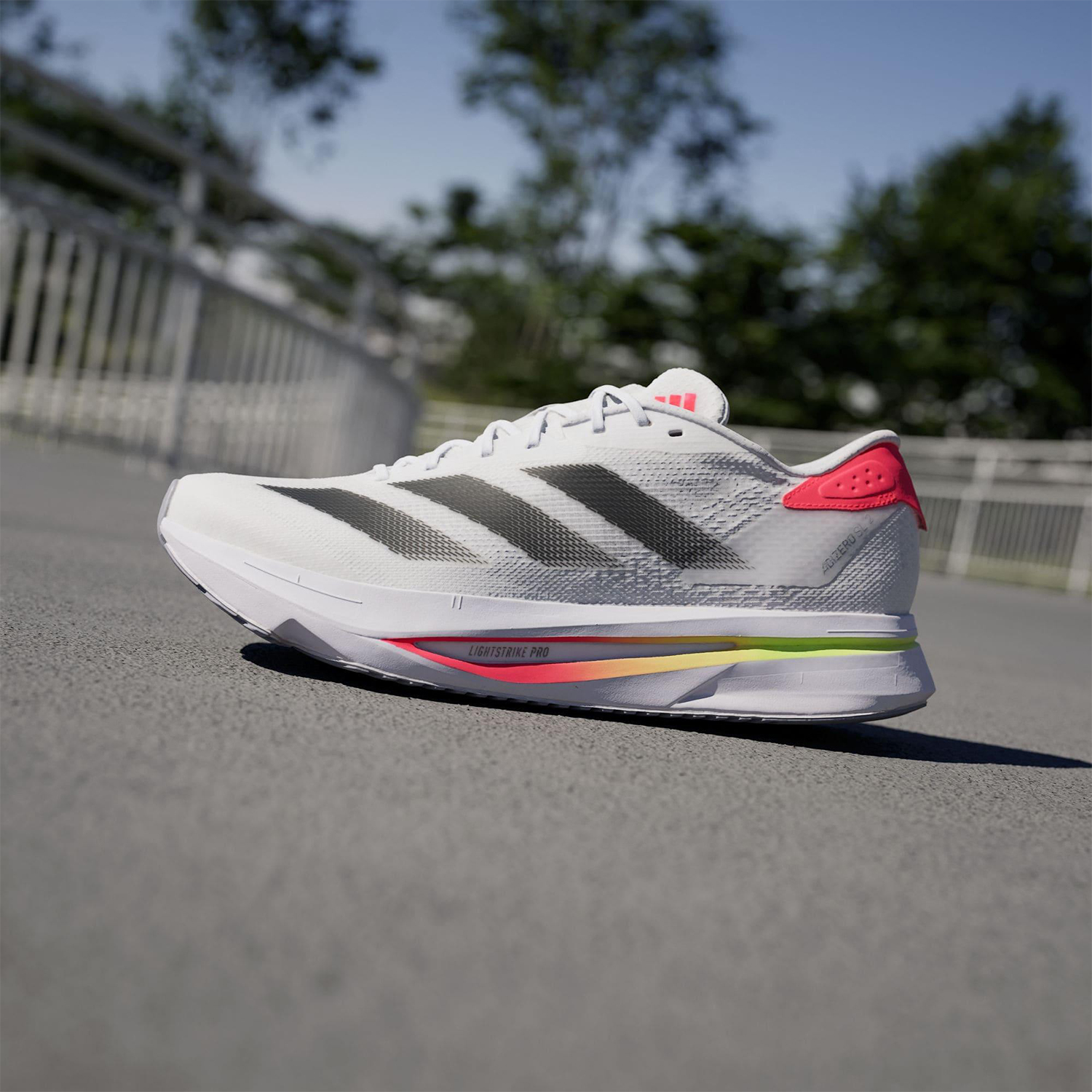 Adidas Authentic 25 Spring New - đánh giá và giá Men Shoes Running Adidas